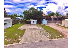 332 Canna Ln #146, DAVENPORT