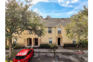 2896 Club Cortile Cir, KISSIMMEE