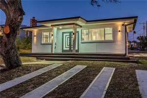 2061 S Peninsula Dr, DAYTONA BEACH