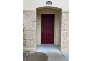 2762 Club Cortile Cir, KISSIMMEE