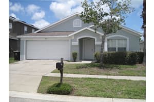 844 Bloomingdale Dr, DAVENPORT