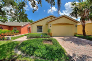 504 Millifiora Ln, KISSIMMEE
