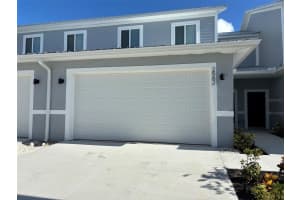 2562 Pine Pl, WINTER HAVEN