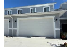 2574 Pine Pl, WINTER HAVEN