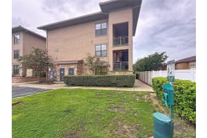906 Charo Pkwy #434, DAVENPORT