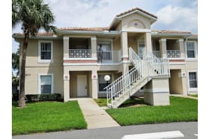 13403 Fairway Glen Dr #201, ORLANDO