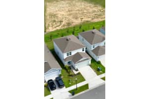 2143 Charming Ave, DAVENPORT