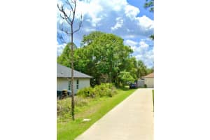 520 Koala Dr, KISSIMMEE