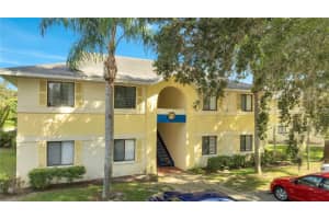 90 Hidden Lake Dr #112, SANFORD