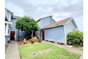 221 Caribbean Dr, DAVENPORT