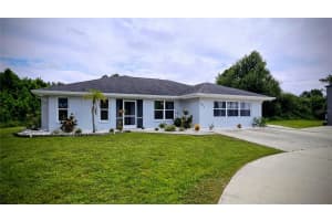 881 Bayshore Dr, ENGLEWOOD