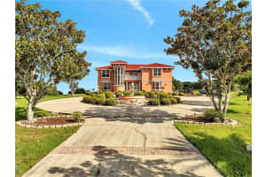 18147 Coralwood Ln, GROVELAND