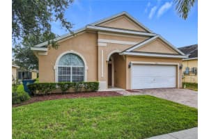 725 Andalusia Loop, DAVENPORT