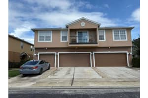 3927 Pemberly Pines Cir, ST CLOUD