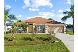 1 Altera Ct, KISSIMMEE