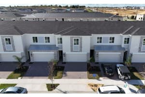 248 Nine Iron Dr, DAVENPORT