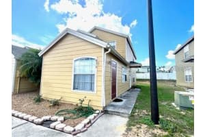 436 Washington Palm Loop #b, DAVENPORT