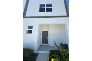 367 Famagusta Dr, DAVENPORT