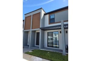 3245 Sustainable Way, KISSIMMEE