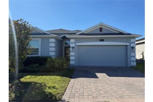 2621 Camden Park Loop, DAVENPORT