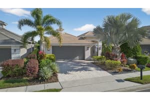 2021 Sherbrook Ave, DAVENPORT