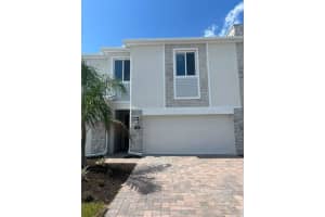 130 Nine Iron Dr, DAVENPORT 130 Nine Iron Dr, DAVENPORT