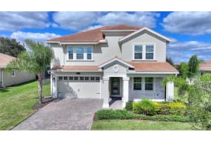 8843 Fallen Oak Dr, DAVENPORT