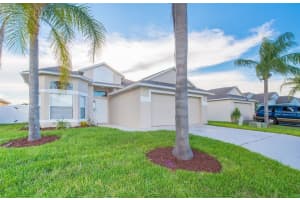 211 Aylesbury Ln, DAVENPORT