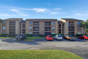 2202 Cascades Blvd #104, KISSIMMEE