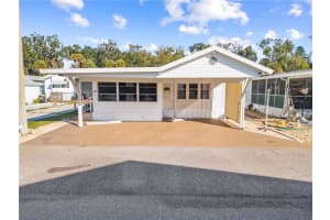 445 Citrus Ridge Dr, DAVENPORT