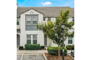 130 Captiva Dr, DAVENPORT