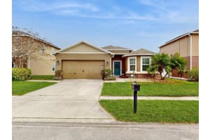 1941 Kettle Creek Dr, ST CLOUD