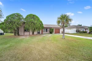 128 Hollyhock Ct, KISSIMMEE