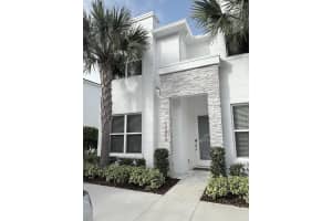 17313 Hidden Forest Dr, CLERMONT