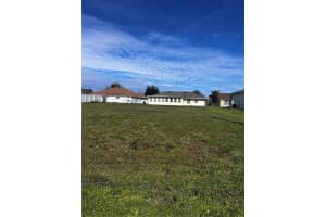 725 Leonardo Ct, KISSIMMEE