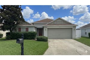 664 Canna Dr, DAVENPORT