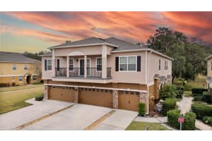 2281 Betsy Ross Ln, ST CLOUD