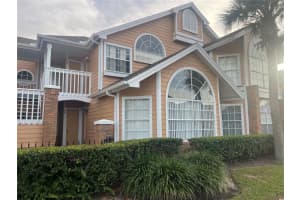 2456 Sweetwater Club Cir #19, KISSIMMEE