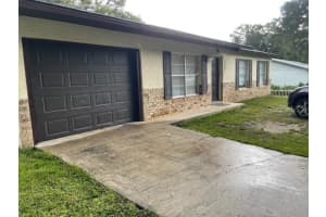 2305 Ne 38th St, OCALA