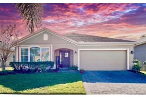 518 Cadiz Loop, DAVENPORT