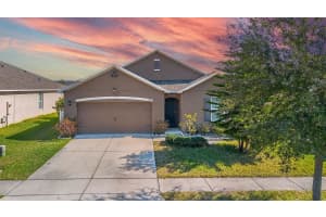 397 Aberdeen Dr, DAVENPORT 397 Aberdeen Dr, DAVENPORT