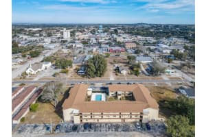 130 E Johnson Ave #206, LAKE WALES