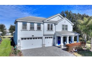 8811 Bally Neal Looop, DAVENPORT