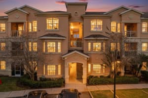 612 Terrace Ridge Cir #612, DAVENPORT