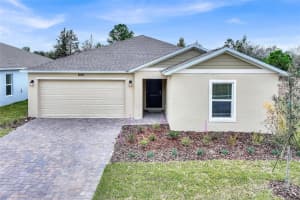 5470 Lewishan Dr, DAVENPORT