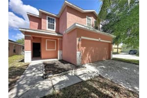 1893 Royal Ridge Dr, DAVENPORT