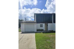 702 Lucaya Dr, KISSIMMEE