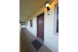 400 Oakridge Blvd #60, DAYTONA BEACH