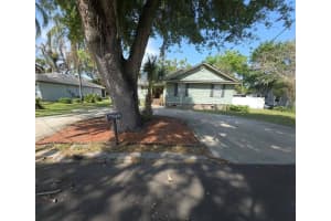 525 Avenue A Ne, WINTER HAVEN