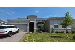 4823 Waltham Forest Dr, DAVENPORT